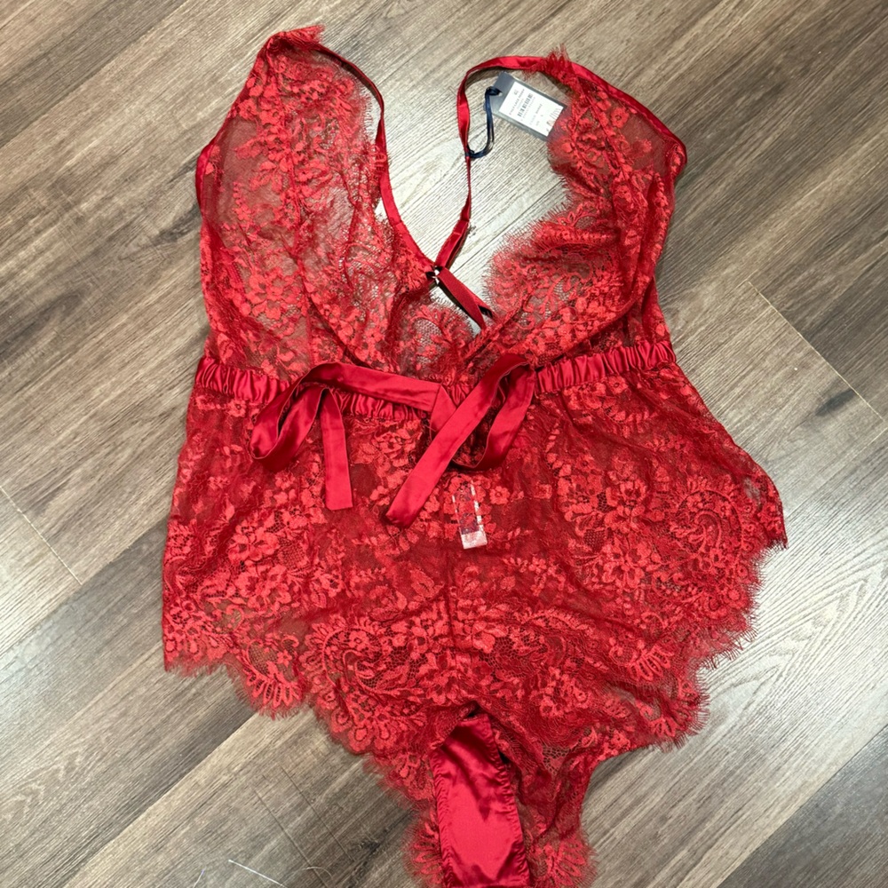 Red lace lingerie NWT never worn!!